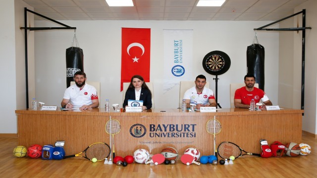 Bayburt Üniversitesinde 19 Mayıs kutlamaları