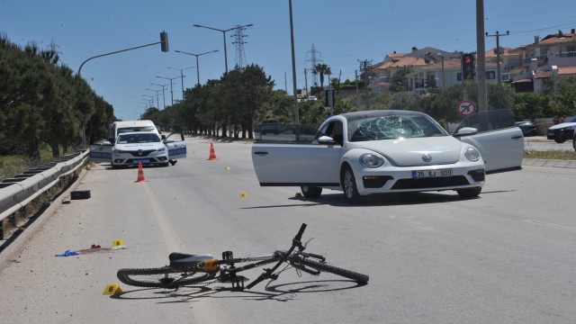 Bisikletli adam, araba çarpması sonucu öldü