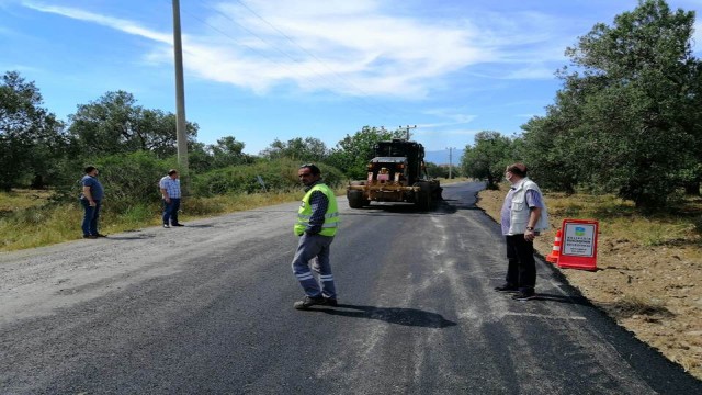 Burhaniyede Bahadınlı yoluna Büyükşehir eli değdi