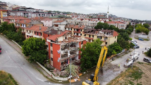 Büyükçekmecede kentsel dönüşüm hızla devam ediyor