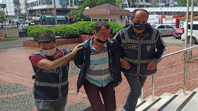 Eşini 25 bıçak darbesiyle öldüren şahıs adliyeye sevk edildi