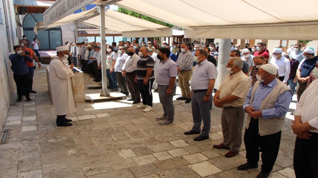 Hayatını kaybeden Filistinliler için Hatayda gıyabi cenaze namazı kılındı