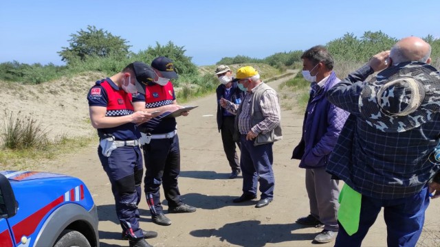 Jandarmadan av yasağına uymayan 8 kişiye ceza