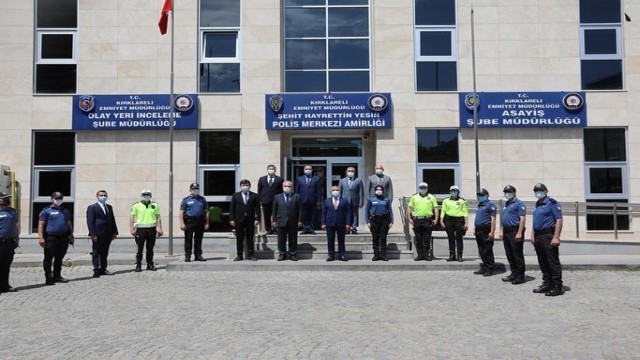 Kırklareli Valisi, polis ve jandarma ekiplerinin bayramını kutladı