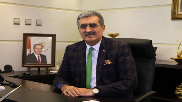 Konuk: “Bizim için bir birimizi görmekten çok, gönüllerin kucaklaşması önemlidir bayramlarda”