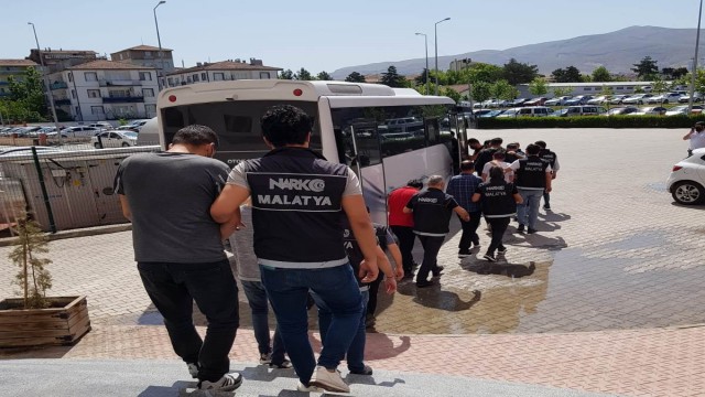 Malatyada torbacı operasyonu: 17 tutuklama