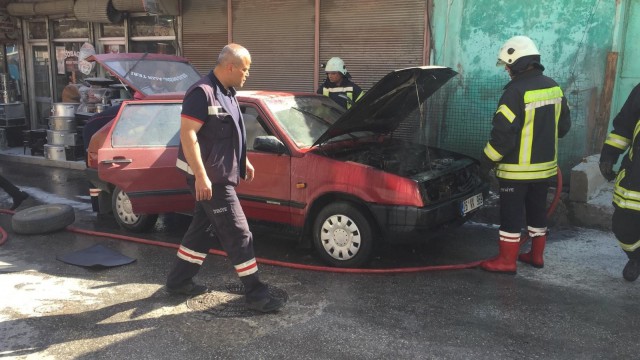 Seyir halindeki LPGli araç bir anda alev aldı