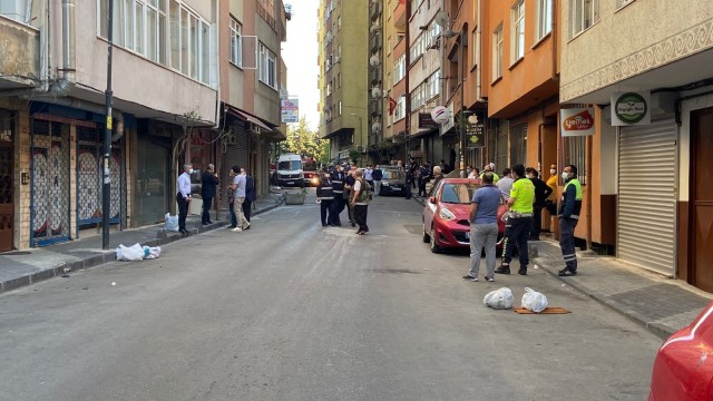 Şişlide 6 katlı bina çökme tehlikesi nedeniyle boşaltıldı