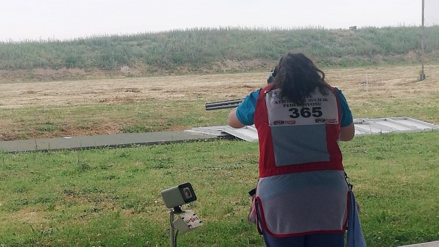 Süleymanpaşaya altın madalya ile döndü