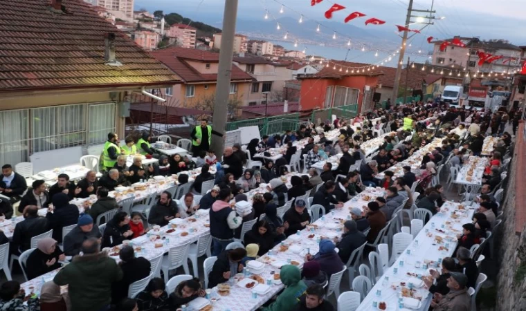 Kocaeli’de Gültepeliler geleneksel iftarda buluştu